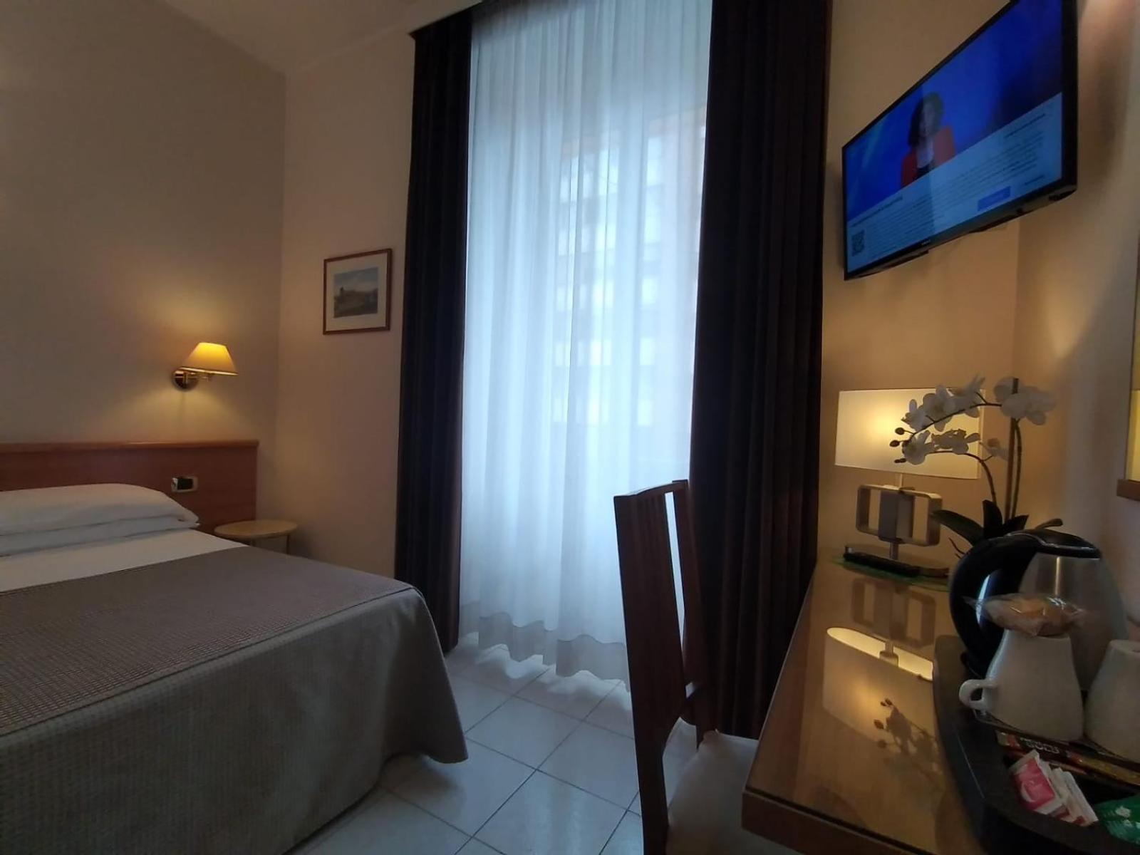 Hotel Principe Eugenio Rome Exterior photo