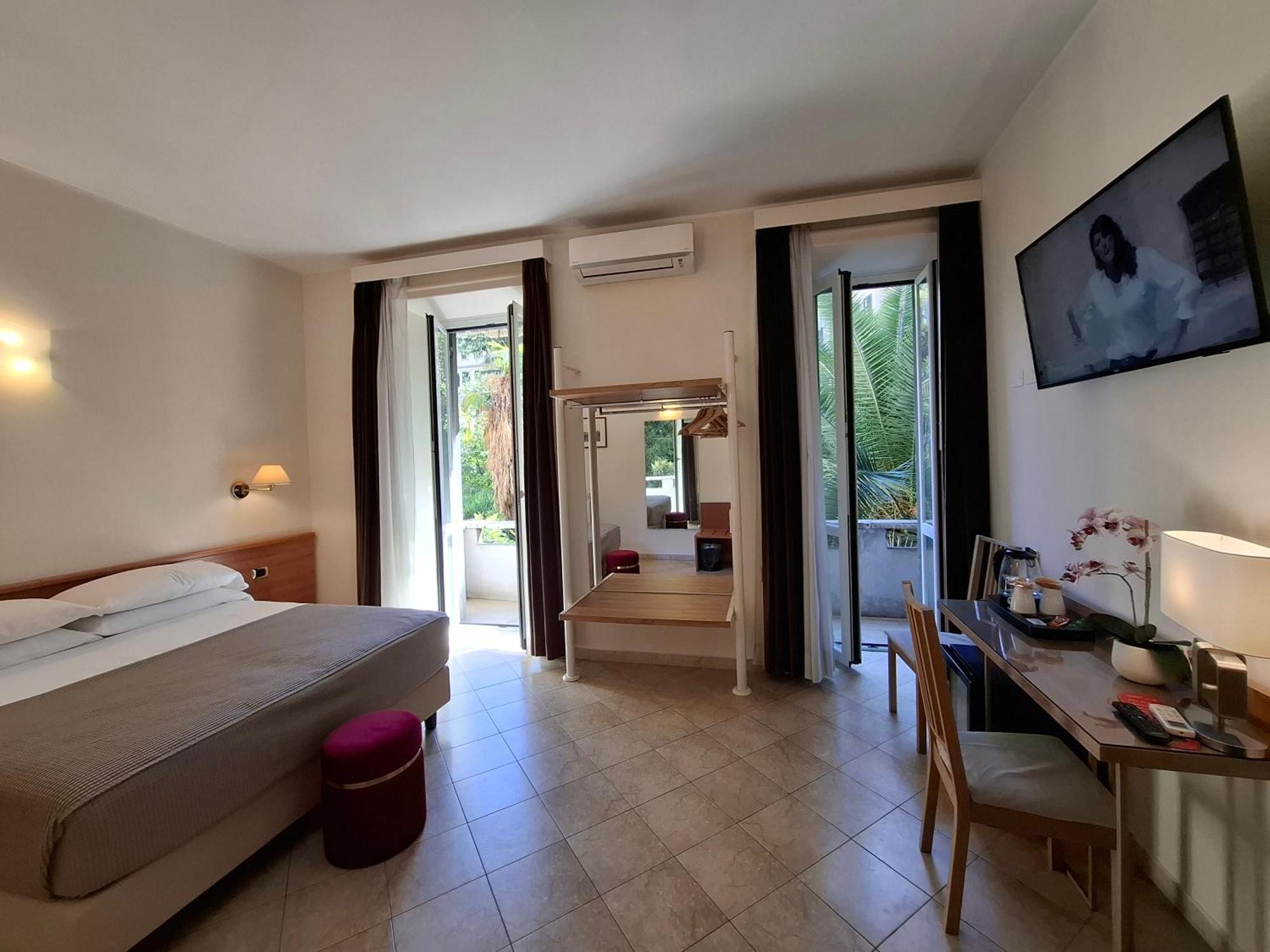 Hotel Principe Eugenio Rome Exterior photo