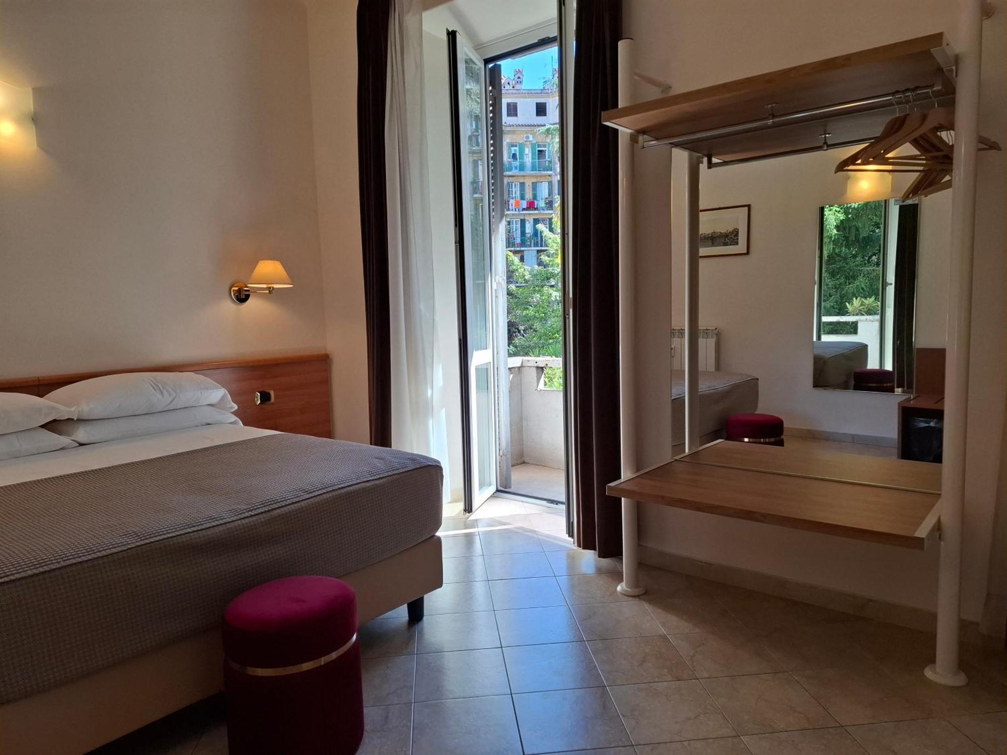 Hotel Principe Eugenio Rome Exterior photo